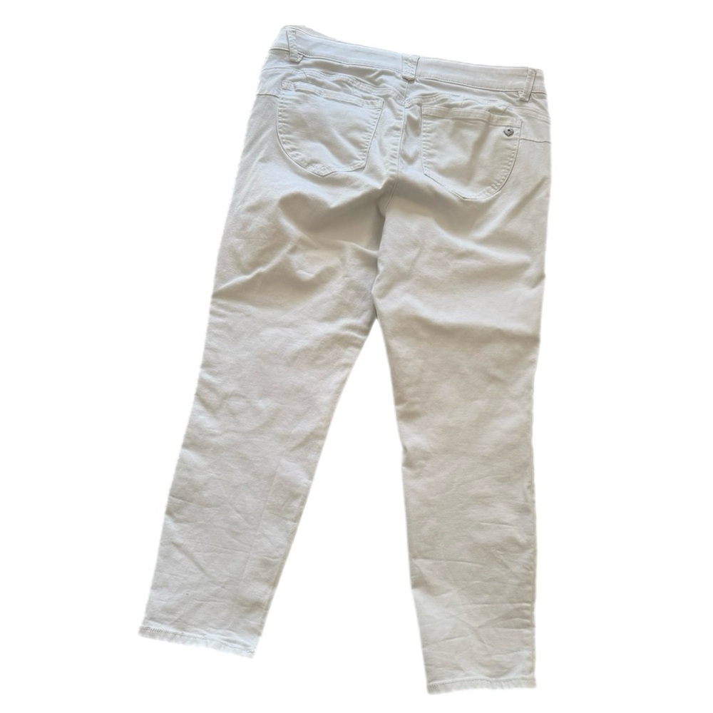 DEMOCRACY WHITE “AB” SOLUTION STRETCH JEANS - Picture 2 of 8